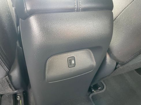 Used 2025 Nissan Sentra SV image 24