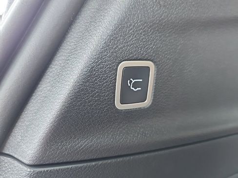 New 2026 Chrysler Pacifica Pinnacle image 75