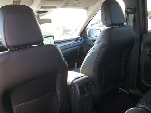 New 2026 Ford Escape SE w/ Class II Trailer Tow Package image 29