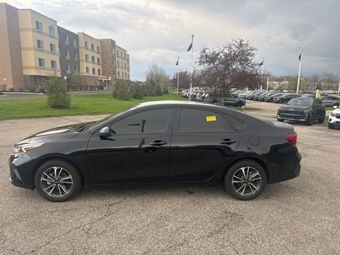 Certified 2024 Kia Forte LXS image 2