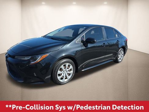 Used 2021 Toyota Corolla LE image 13