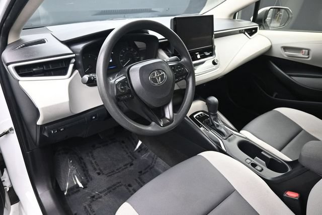 Used 2024 Toyota Corolla LE w/ LE Convenience Package AWD/4WD image 11