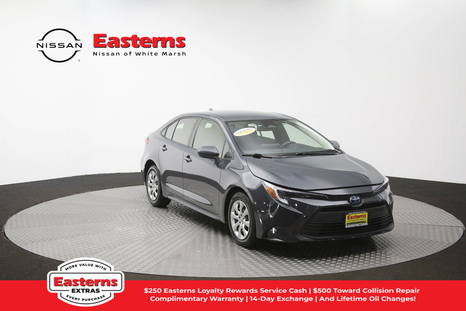 Used 2023 Toyota Corolla LE w/ Carpet Mat Package (TMS) FWD image 83