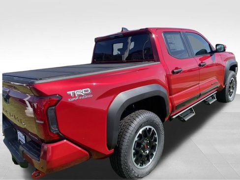 New 2025 Toyota Tacoma TRD Off-Road AWD/4WD image 15