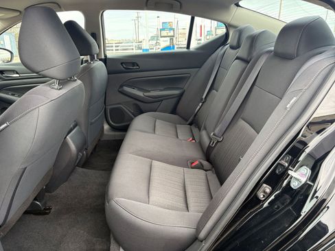 Used 2025 Nissan Altima 2.5 SV image 27