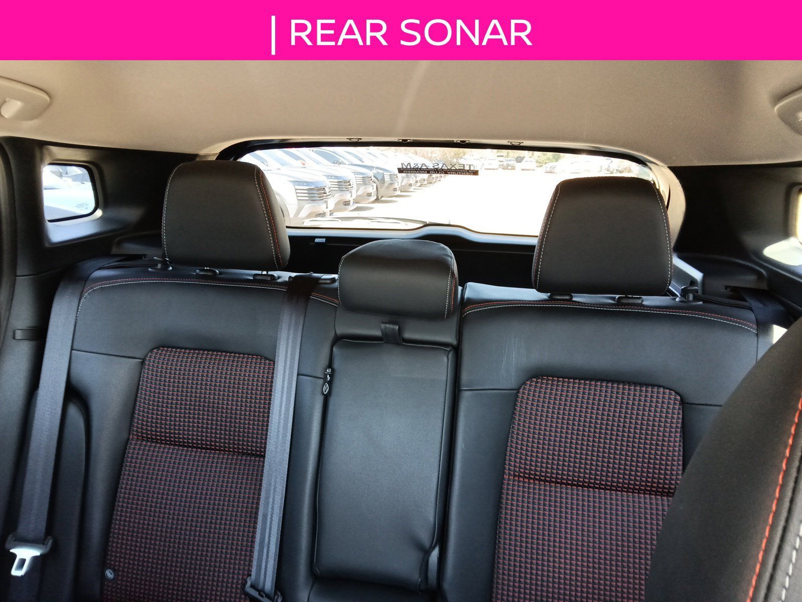 Used 2025 Nissan Kicks SR FWD image 17