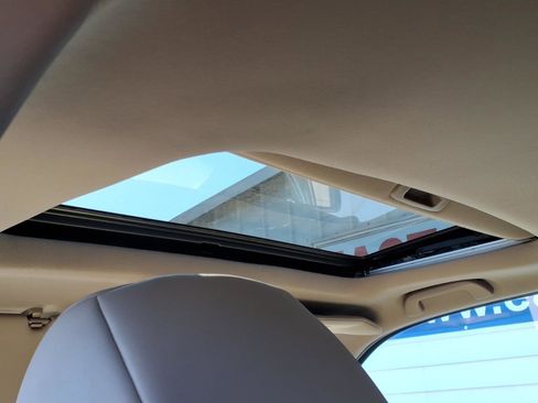 Used 2011 Honda Pilot EX-L image 10