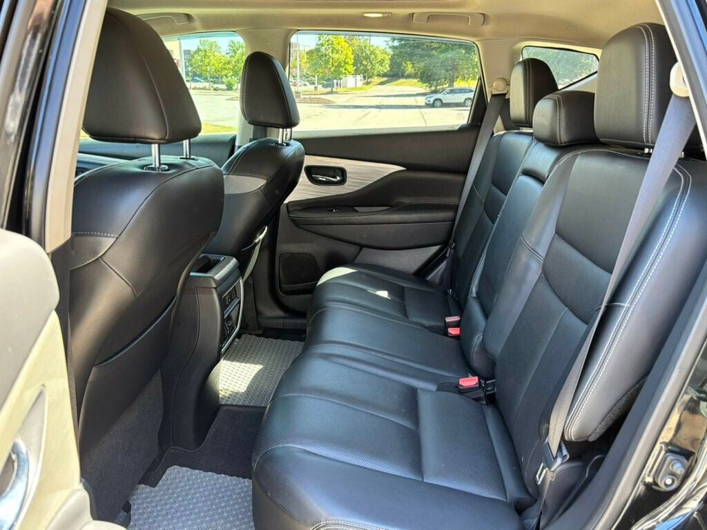 Used 2017 Nissan Murano Platinum w/ Platinum Technology Package FWD image 15