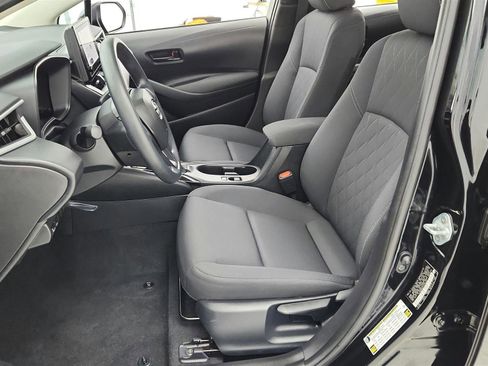 Used 2026 Toyota Corolla LE FWD image 32