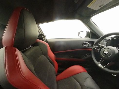 New 2025 Nissan Z Performance w/ Floor Mat Package image 28