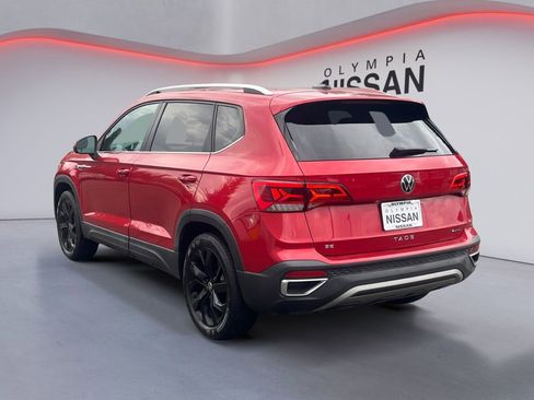 Used 2022 Volkswagen Taos SE image 3