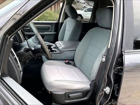 Used 2017 RAM 1500 Classic SLT image 17