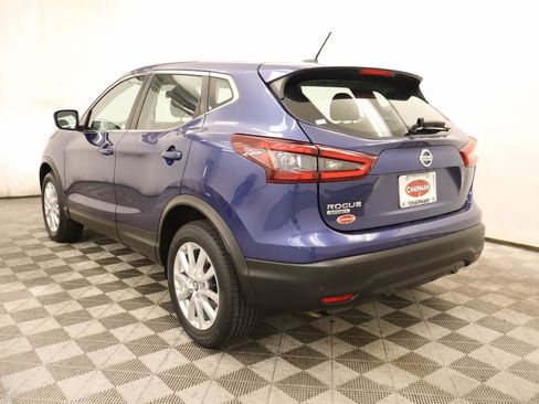 Used 2021 Nissan Rogue Sport S FWD image 3