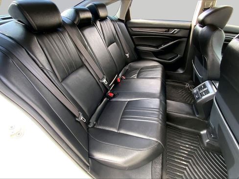 Used 2021 Honda Accord Touring image 19