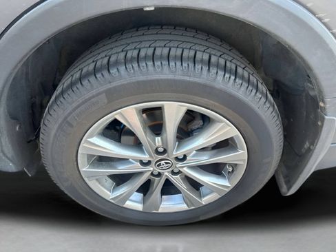 Used 2016 Toyota RAV4 Limited AWD/4WD image 15