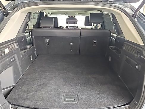 Used 2025 MAZDA CX-70 3.3 Turbo w/ Preferred Package image 17