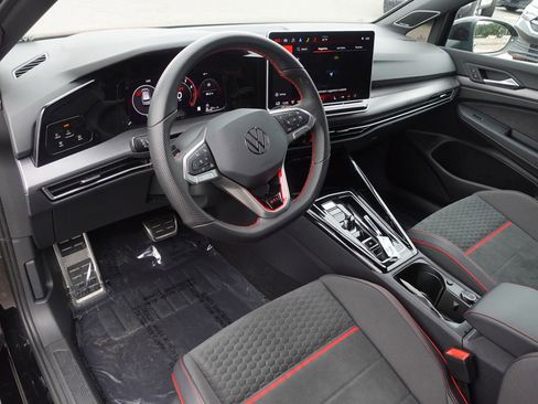 Certified 2025 Volkswagen GTI SE FWD image 11