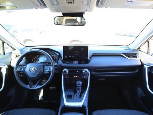 Used 2023 Toyota RAV4 XLE image 29