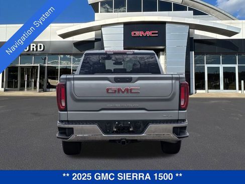 Used 2025 GMC Sierra 1500 SLT image 5