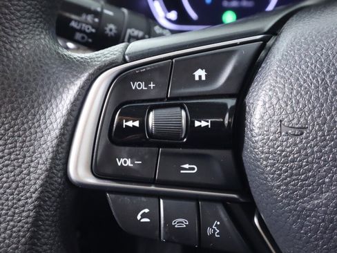 Used 2018 Honda Accord EX image 13