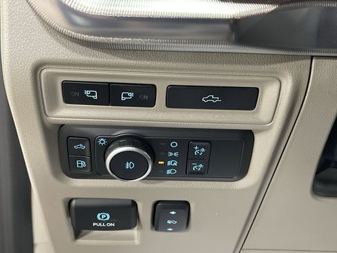 Used 2024 Ford F150 Platinum w/ Equipment Group 703A Plus image 22