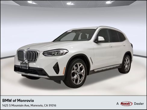 Used 2023 BMW X3 xDrive30i w/ Premium Package AWD/4WD image 1