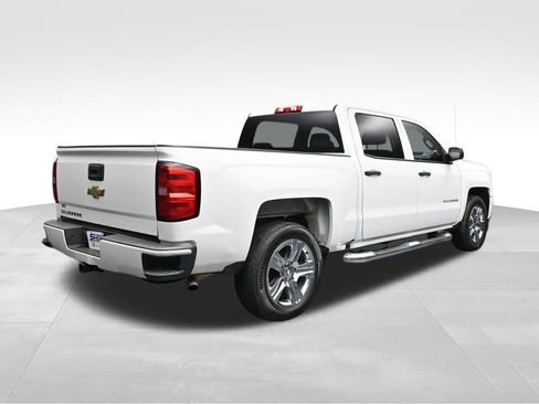 Used 2018 Chevrolet Silverado 1500 Custom w/ Custom Value Package RWD image 5