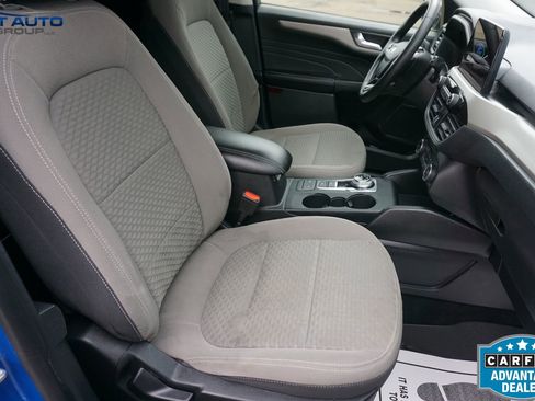 Used 2021 Ford Escape SE w/ SE Sport Appearance Package AWD/4WD image 25