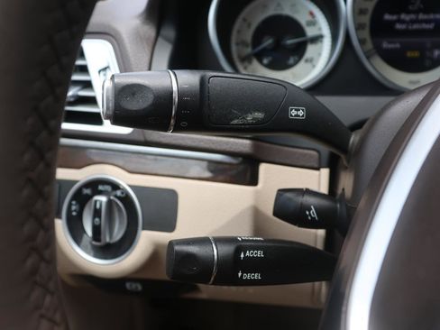 Used 2014 Mercedes-Benz E 350 Coupe image 37