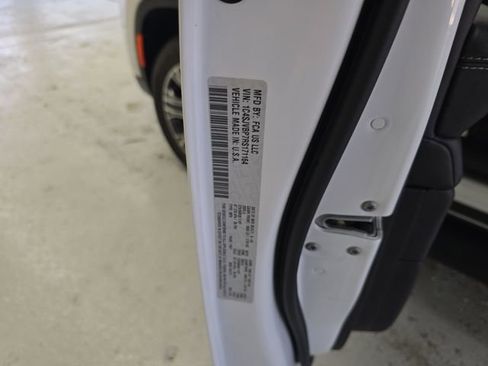 Used 2024 Jeep Wagoneer Series II AWD/4WD image 14