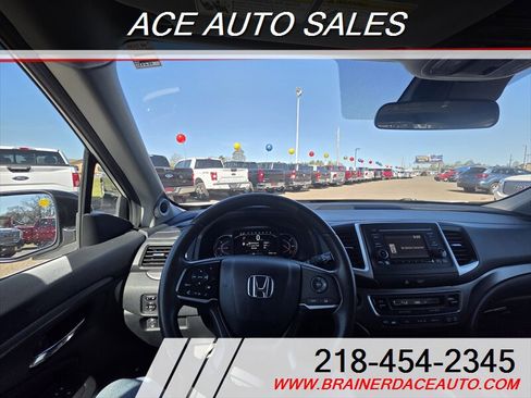 Used 2019 Honda Pilot LX image 11