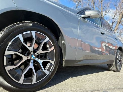 Used 2025 BMW X3 xDrive30i w/ Premium Package image 9