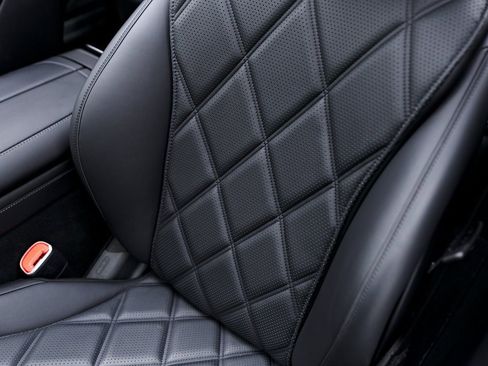 Used 2025 Mercedes-Benz Maybach S 580 4MATIC image 59