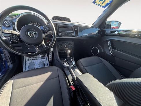 Used 2014 Volkswagen Beetle R-Line image 10