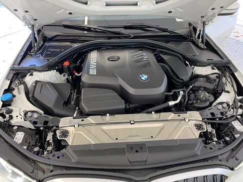 Used 2025 BMW 330i xDrive Sedan w/ Convenience Package image 32
