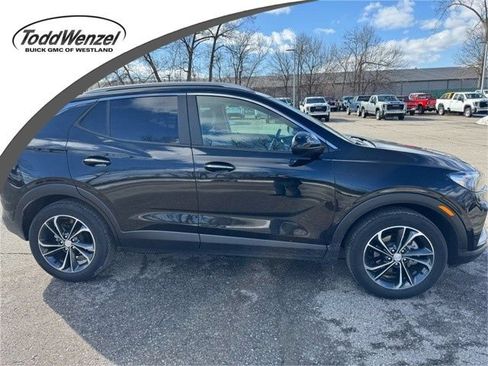 Used 2023 Buick Encore GX Select w/ Safety Package II FWD image 1