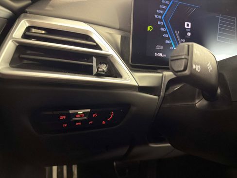 Used 2025 BMW M4 CS image 41