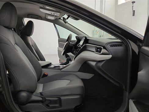 Certified 2023 Toyota Camry LE FWD image 17