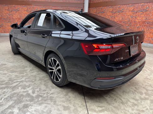 Used 2024 Volkswagen Jetta Sport FWD image 2