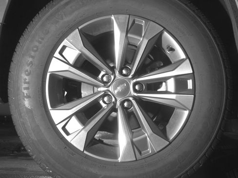 Used 2025 Chevrolet Equinox LT FWD image 15