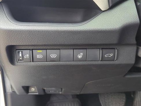 Certified 2023 Toyota RAV4 XLE Premium AWD/4WD image 11
