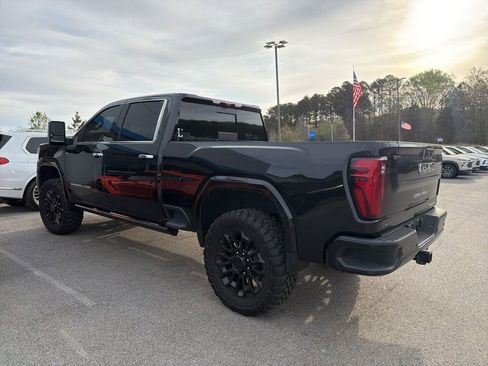 Used 2024 GMC Sierra 2500 Denali w/ Denali Reserve Package image 8