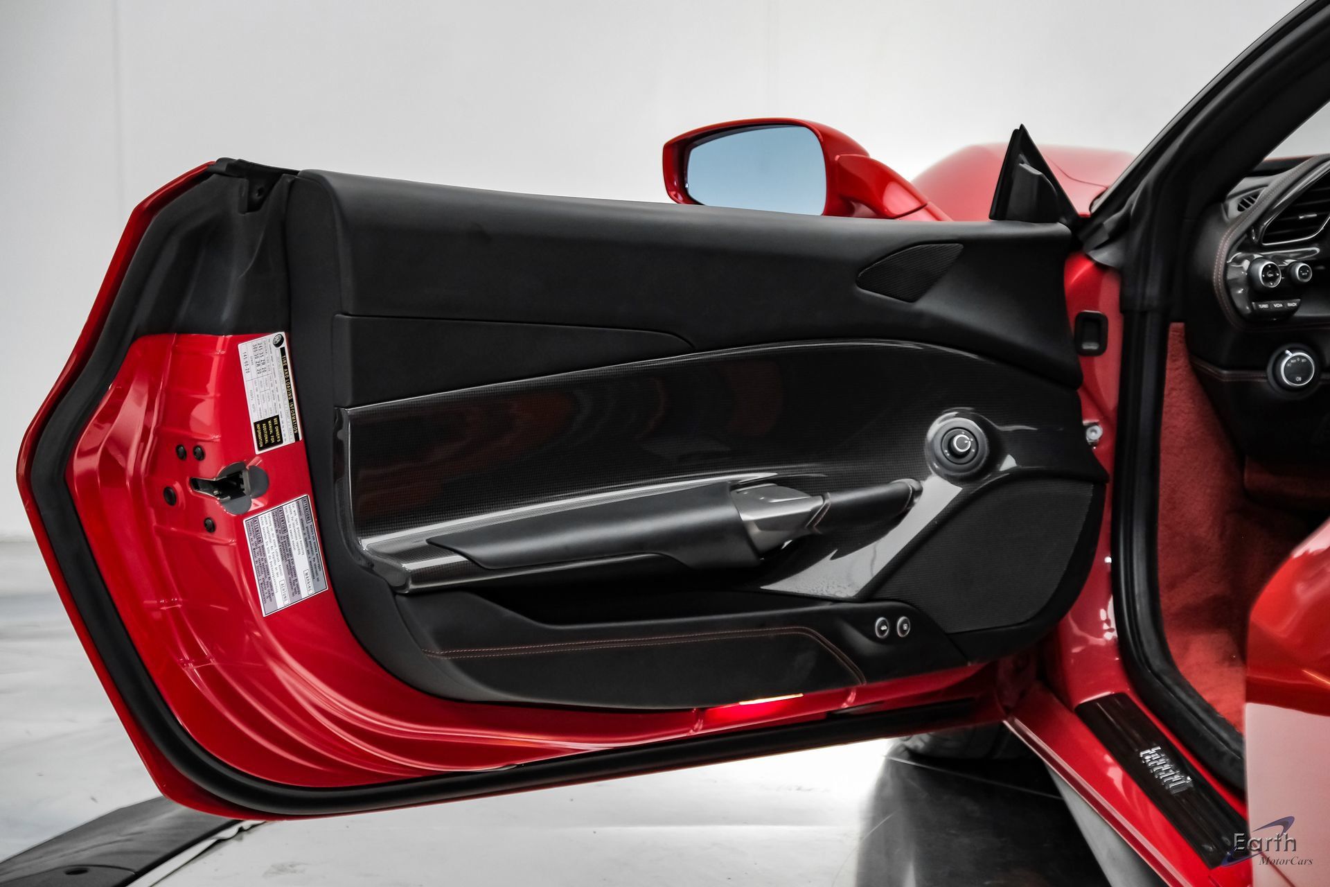Used 2017 Ferrari 488 GTB RWD image 99