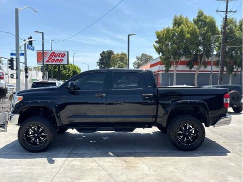 Used 2014 Toyota Tundra SR5 w/ SR5 Upgrade Package AWD/4WD image 4