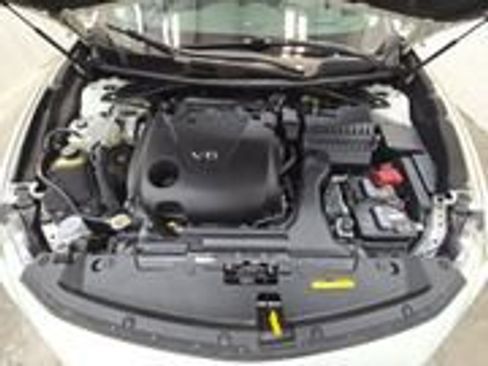 Used 2018 Nissan Maxima Platinum FWD image 5