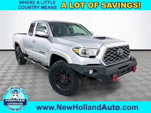 Used 2020 Toyota Tacoma TRD Sport image 1