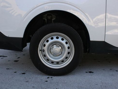 Used 2022 Ford Maverick XL w/ Equipment Group 100A Standard image 5