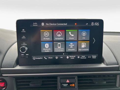 Used 2025 Honda Pilot Black Edition image 17