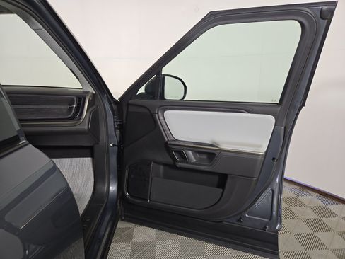 Used 2023 Rivian R1T Adventure AWD/4WD image 18