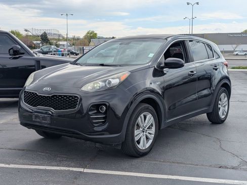 Used 2017 Kia Sportage LX AWD/4WD image 9